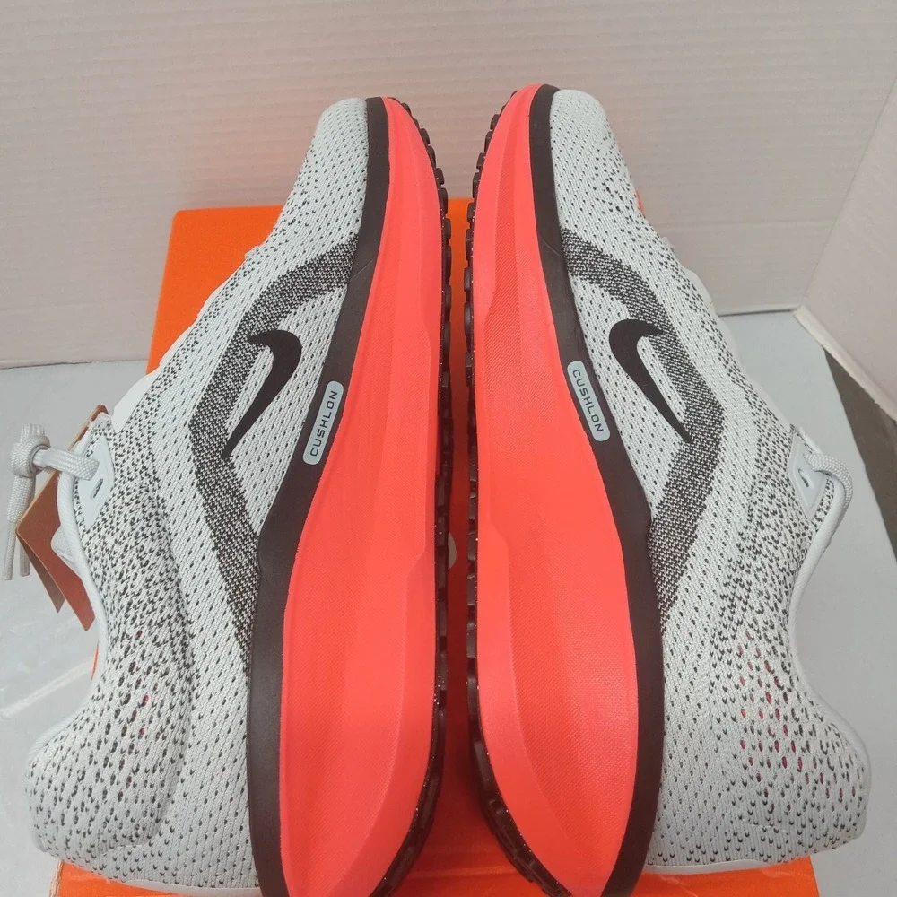 Nike Winflo 11 FJ9509 008 Pure Platinum  Grey/Black Men's 8.5 —Women's 10 New